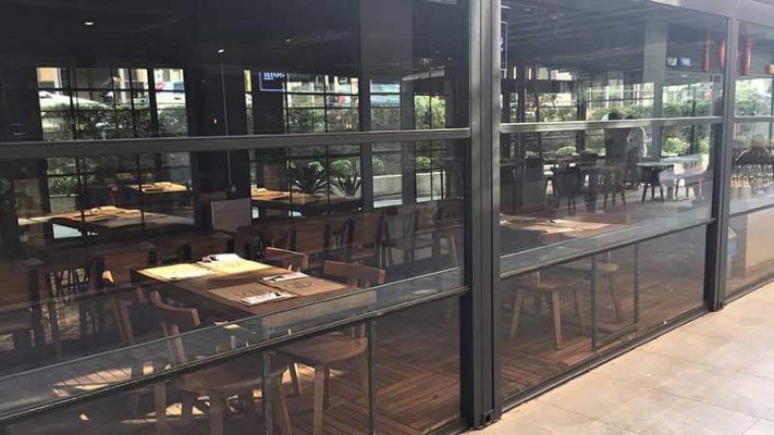 Hareketli Küpeşte Cam